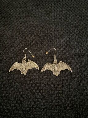 Silver Bat Dangle Earrings - Gothic Women Jewelry
